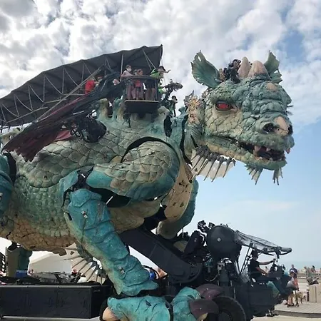 アパート Charmante Petite Maison De カレー